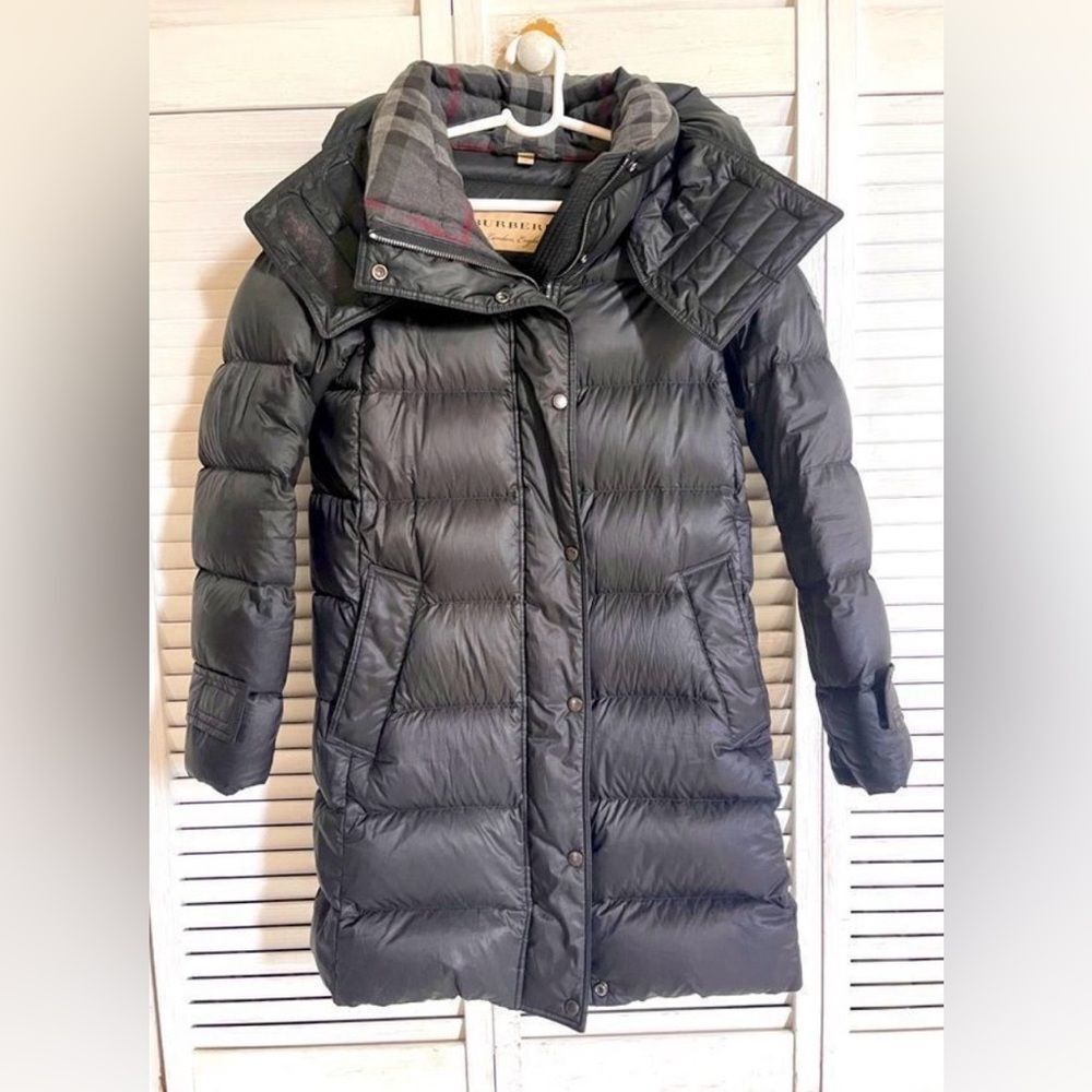 BURBERRY Black Puffer Coat BURBERRY Black Puffer Coat BURBERRY Black Puf…
